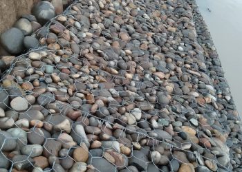 Kurangnya Kontrol Dinas PUPR Terhadap Proyek Bronjong Sungai Enim Kelurahan Tungkal