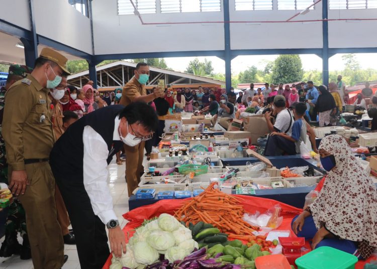 Pj. Bupati Muara Enim Resmikan Pasar Rakyat Desa Tanjung Kemala