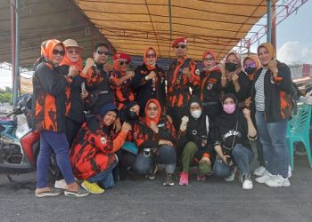 MPC & DPC Srikandi Pemuda Pancasila Muara Enim Gelar Bagi – Bagi Takjil