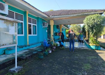 Camat Lawang Kidul Laksanakan Gontong Royong di Lingkungan Kantor Kecamatan