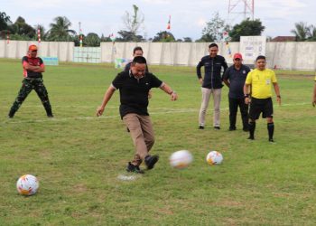 Targetkan Prestasi Tingkat Nasional,Plh.Bupati Buka Liga Santri Piala Kasad Tahun 2022