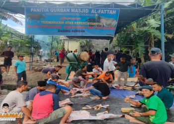 Usai Shalat Idul Adha, Masjid Al Fattah Rumah Tumbuh Laksanakan Penyembelihan Hewan Qurban