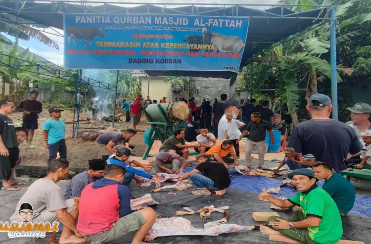 Usai Shalat Idul Adha, Masjid Al Fattah Rumah Tumbuh Laksanakan Penyembelihan Hewan Qurban
