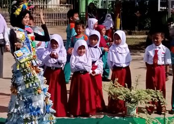 Meriahkan HUT RI ke 77 SDN 5 Gelumbang Gelar Perlombaan