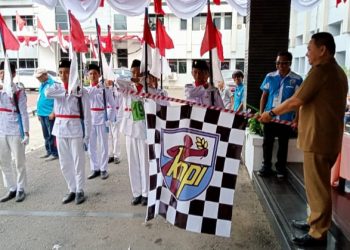 Memeriahkan HUT RI ke 77 KNPI Muara Enim Gelar Lomba Gerak Jalan Indah Yang Secara Resmi di Lepas Oleh Pj.Bupati Muara Enim