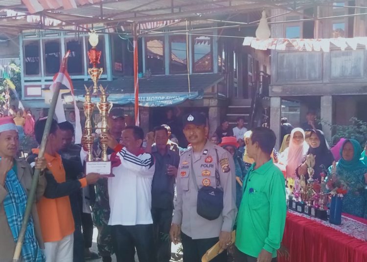 Masyarakat Ujanmas Lama Adakan Acara Semarak Kampung