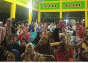 Masyarakat Desa Ujanmas Lama Antusias Hadiri Malam Puncak HUT RI KE 77