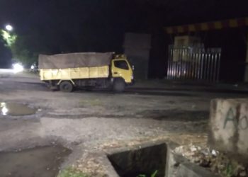 Miris,Jalan Umum Berubah Fungsi Jadi Jalan khusus Batu Bara