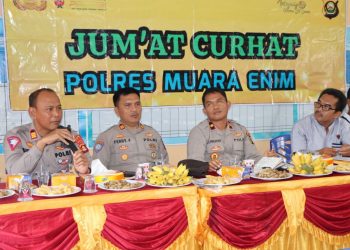 Kasatlantas Jum’at Curhat di Harapan Jaya Muara Enim