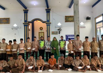 Satlantas Polres Muara Enim Sambangi Anak Yatim