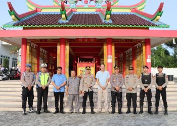 Perayaan Imlek, Personil Polres Jaga Vihara di Muara Enim
