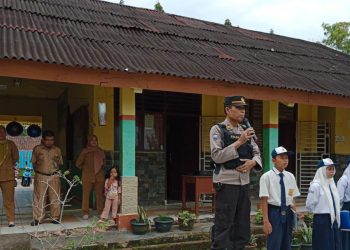 Polsek Sungai Rotan Berikan Pembinaan Pada Siswa SMPN 4 Sungai Rotan