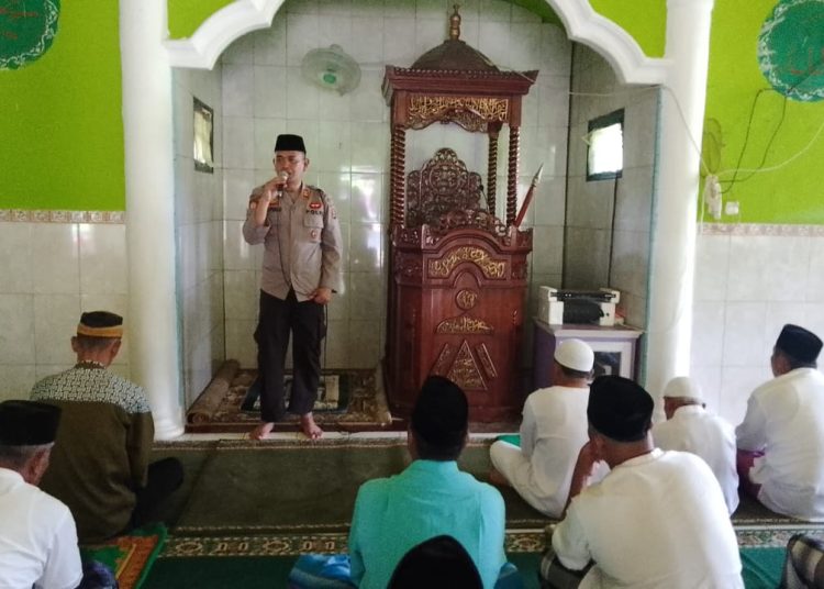 Usai Giat Jum’at Curhat, Kapolsek Gunung Megang Safari di Masjid At-Taqwa Sidomulyo