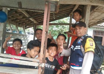 Ini Sentuhan Hati Bhabinkamtibmas Pada Anak Usia Dini Buat Haru