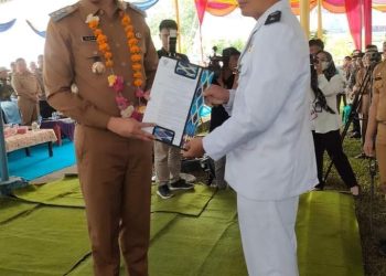 Ujanmas Ulu Resmi Menjadi Desa Defenitif & Wansah Husin dilantik Pj Kades