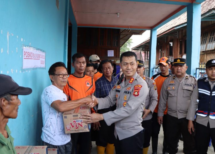 Cek Dan Pantau Debit Air Kapolres Muara Enim Turun ke Ujanmas