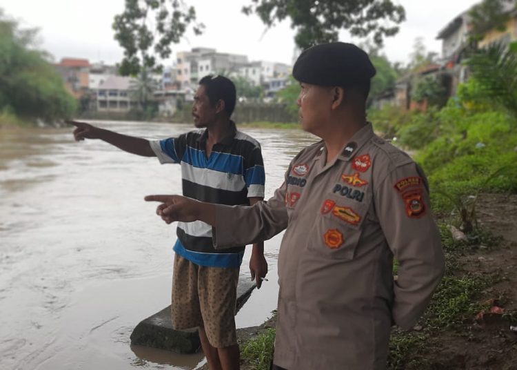 Cek Debit Air Polsek Lawang Kidul Muara Enim Waspadai Banjir Susulan
