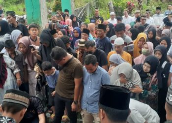 Ribuan Pelayat Hantarkan Kepergian Kepala Desa Ujanmas Lama