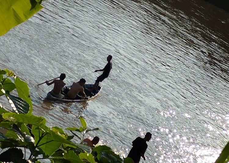 Lebaran Pertama Diduga Bocah Kelas 3 SD Tenggelam di Sungai Lematang Penanggiran Muara Enim Lematang
