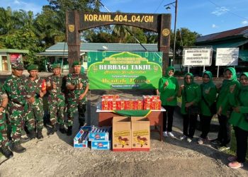 Koramil 404-04 Gunung Megang Berbagi Takjil