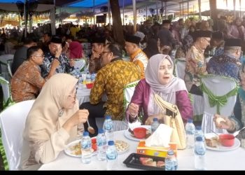 Ribuan Tamu Undangan Padati Resepsi Pernikahan Putra Kedua Hadiono