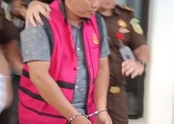 Baru Dua Tahun Menjabat Oknum Kades Ditahan Kejari Muara Enim