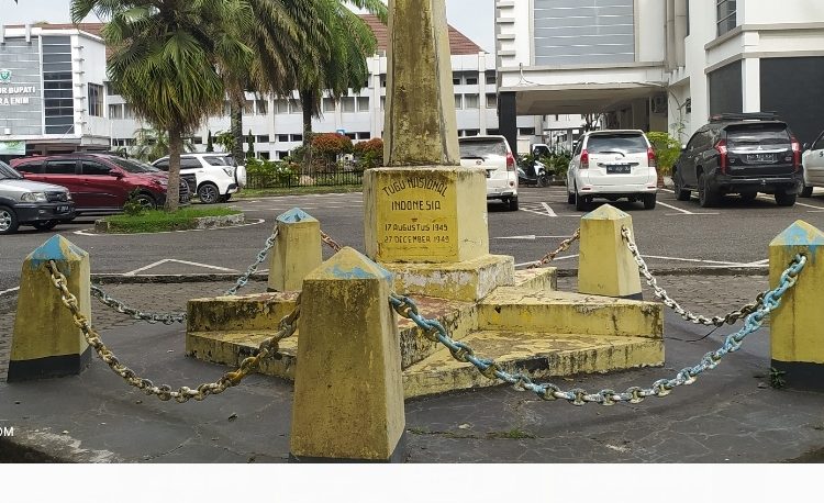 Miris Bangunan Tugu Nasional Indonesia Muara Enim Tidak Terawat