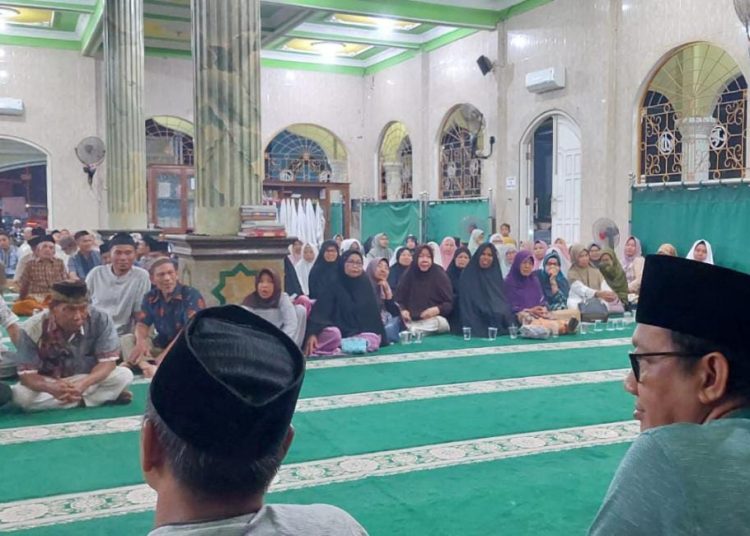 M. Isnaini Kembali Dipercaya Pimpin Masjid Jami Babussalam Gelumbang