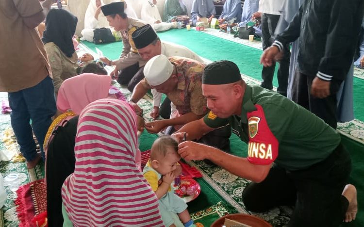 41 Anak Ikuti Cukur Massal Diperingatan Maulid Nabi Muhammad 2023 M