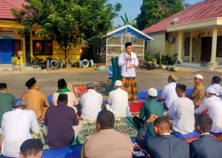 Polsek Gunung Megang Bersama Unsur Tripika Melaksanakan Sholat Istisqa