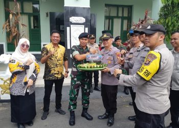 Polsek Lembak Sambangi Tiga Markas TNI