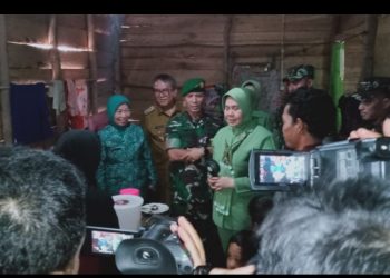 Pangdam II Sriwijaya Masuk Dapur Rumah Warga Tapus Lembak Muara Enim