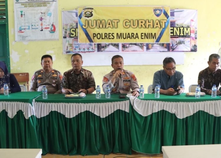 Polres Muara Enim Gelar Jumat Curhat Dikalangan Pelajar