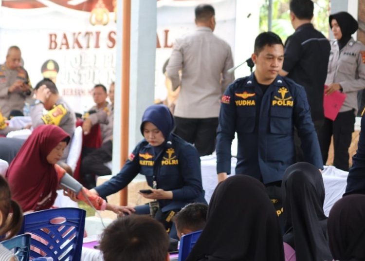 Baksos Polri Presisi Untuk Negeri Didesa Harapan Jaya Muara Enim Dirasakan Masyarakat