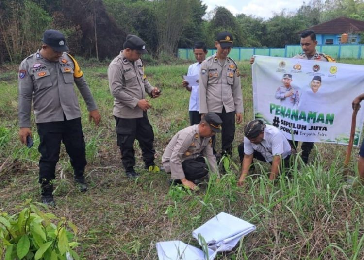 Polsek Lembak Giat Penanaman 10 Juta Pohon Serentak