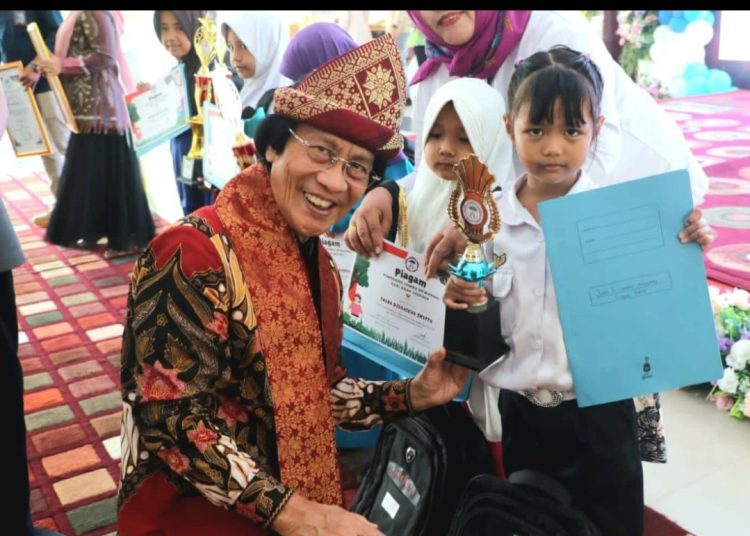 Hari Anak Sedunia, Kak Seto Hadir di Bumi Serasan Sekundang