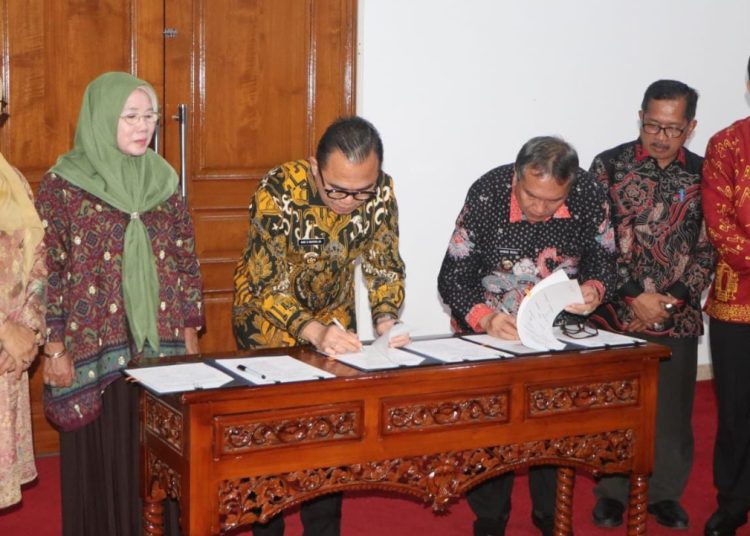Daerah Penghasil Cabai Terbesar & Daerah Penghasil Beras Terbesar Sepakat Jalin Kerjasama