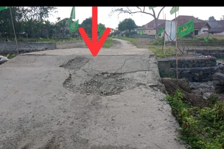 Awas!!! Hasil Proyek Jembatan Box Culvert Dana APBD Muara Enim 2023 Ambrol Lagi.