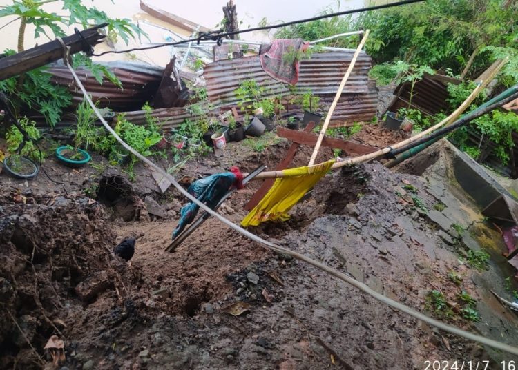 Baru 2 Tahun Dibangun Bronjong Dikelurahan Tungkal Muara Enim Ambrol, Rumah Edy Sudirman Terancam Terjun Ke Sungai