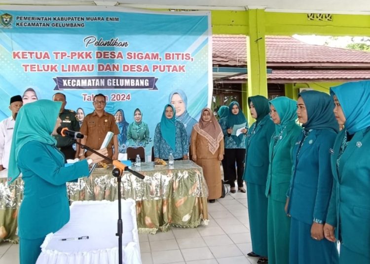 Pelantikan Ka TP -PKK Empat Desa di Gelumbang Sekaligus Salurkan Bantuan Bupati Untuk Turnamen Volly Ball