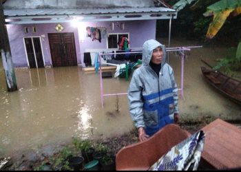 Salurkan Bantuan, Presidium RL2 Peduli Korban banjir