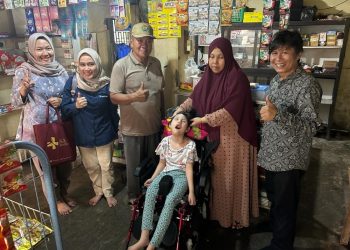 Berikan Kursi Roda Adaptif, Bukit Asam Datangi Langsung Anak-anak Cerebral Palsy