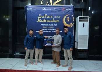 Berbagi Berkah Ramadan, Bukit Asam (PTBA) Salurkan Bantuan untuk 106 Masjid