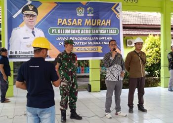 Adakan Pasar Murah ,Plt Camat Gelumbang Gandeng PT GAS