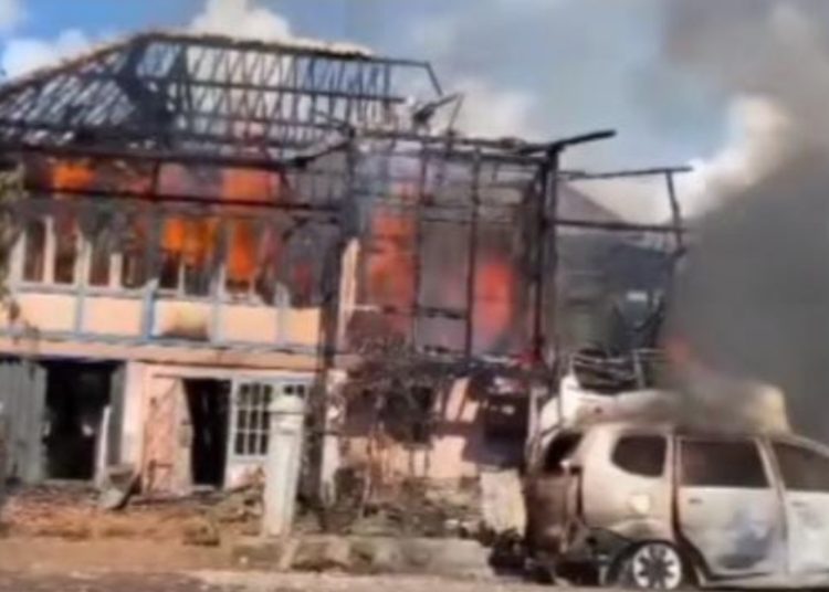 Mobil Tabrak Pertamini, Rumah Warga Karang Agung Lubai Ulu Muara Enim Ludes Terbakar