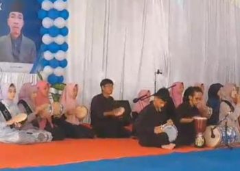 Group Marawis Warnai Pelepasan Siswa Kelas IX SMPN 1 Gelumbang