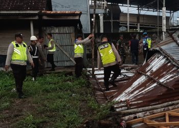 Tim Gabungan Polres Muara Enim Kembali Bongkar Gudang Penampungan BBM illegal Di Lembak