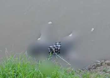 Mayat Bocah Mengapung Kini Telah di Evakuasi Dari Sungai Lematang