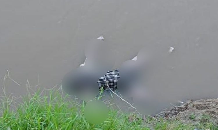 Mayat Bocah Mengapung Kini Telah di Evakuasi Dari Sungai Lematang