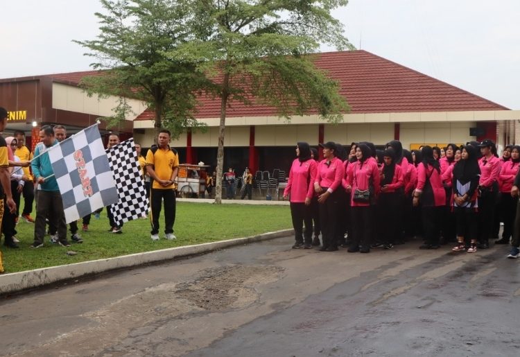 Polres Muara Enim Gelar Olahraga Bersama Dalam Rangka Hari Bhayangkara ke-78